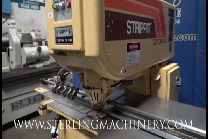 30 Ton usados Strippit solo extremo del sacador, MDL. 18-30 encargo, pedal del pie, 1 1/4 "Porta-herramienta, 3 1/2" Porta-herramienta, Volver bar de presi�n manom�trica con el trabajo se detiene, punzones y matrices, modo de cuatro bits, # A4574