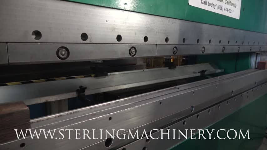 Cincinnati, Inc-Freno de prensa hidr�ulica CNC Cincinnati de 230 toneladas x 12 'con sellos nuevos y cilindros recirculados, Mdl. 230CBx10, Nota: Esta m�quina no requiere un pozo en la superficie, Hurco Autobend 7 CNC Back Gauge, Pedestal Palm Control con parada de emerg-01